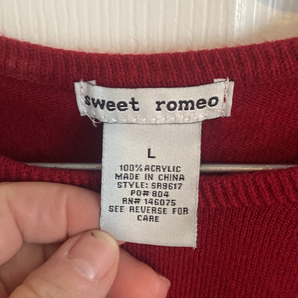 Sweet Romeo Red Sweater - Picture 2 of 3